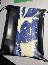 Rubberbag mit blauem Bleacherstreifen