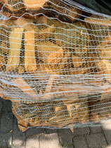 Anbrennholz im Netzsack