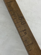 Schneiderwerkzeug antik Schneiderelle Holz 100 cm. Art.-Nr. 4082