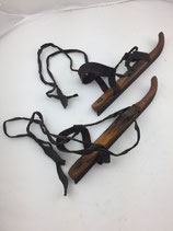 Schlittschuhe Gleitkufen Holz Stahl Original historisch ca. 1900. Art.-Nr. 2318