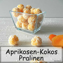 Rezept für leckere und selbstgemachte Aprikosen-Kokos Pralinen. Einfach, schnell und gesund.