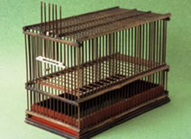 A birdcage “Sashiko” for white-eye by Jisaburou Sakurai from about 1868. It is decorated with ivory, and painted with Urushi (pure Japanese lacquer).