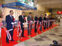 Edogawa III (far left) as the President of the National Fishing Rod Fair Trade Conference at opening ceremony of Osaka Fishing Show 2006.