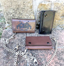 portafogli con catena