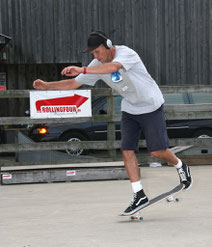Kevin Harris, One-Foot-Nose-Manual