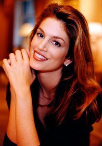 Cindy Crawford, Mercure conjonction Saturne, maisons IX/X.