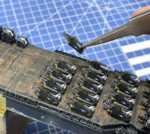 1/700 米国海軍 航空母艦 【エセックス / CV-9】 (1945年4月頃 坊ノ岬沖海戦時) 製作中 艦載機群設置中 ◆模型製作工房 聖蹟
