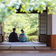 人気ロケーション撮影場所／六華苑の和館にて