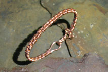 Zum Armschmuck