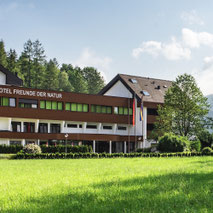 Außenansicht vom Naturfreunde Hotel in Spital am Pyhrn