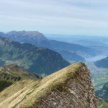 Genusswanderung mit wenig Aufstieg und schöner Aussicht auf den Vierwaldstättersee und Umgebung