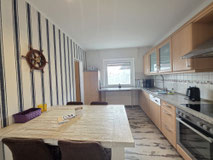 Viel Platz zum Kochen und Sitzen