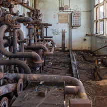--------------- PIPES AND RUST ---------------