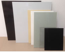 Semi produit plastique et plastique compressé