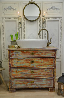 Vintage Waschtische - funktionstüchtig aufgearbeitet - Land & Liebe