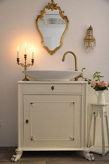 Antike Waschtische - funktionstüchtig aufgearbeitet - Land & Liebe