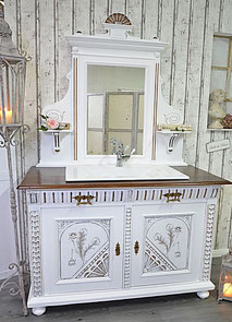 Spiegelkommode im Jugendstil