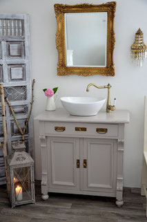 Nostalgische Waschtische - Land & Liebe Badmöbel Landhaus