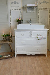 Weiße Waschtische - Land & Liebe Badmöbel Landhaus