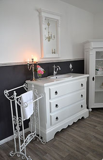 Maritime Badmöbel Beachhouse - Land & Liebe Badmöbel Landhaus