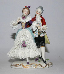 Porzellanfigur Aelteste Volkstedt Rudolstadt Rokokopaar H. 12,0 cm B. 9,0cm, € 280,00