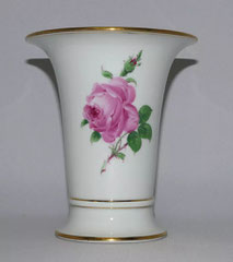 Meissen Trompeten Vase Rote Rose Neuer Ausschnitt H. 16,0 cm Pfeiffermarke, € 89,00