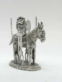 Silberne Esel Figur mit Piekser Spanien 915er Silber, .109,0 g., 6,5 cm x 7,5 cm, € 170,00