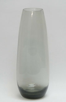 Wilhelm Wagenfeld, Glas Vase, Rauchglas, 25,3 cm, € 55,00