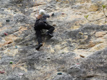 Escalada en el centro de Aventura de Sobrón