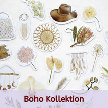 Verschiedene Boho-Sticker, darunter Blumen, ein Hut, Makramee und andere dekorative Elemente. Text: "Boho Kollektion."