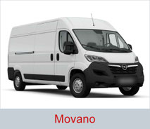 Rollstuhlgerechter Opel Movano in der Farbe weiß.