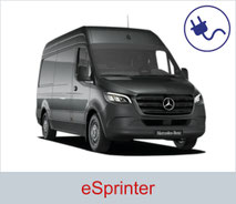 Rollstuhlgerechter Mercedes-Benz Smartliner in silber.