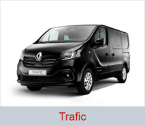 Rollstuhlgerechter Renault Trafic in der Farbe schwarz.