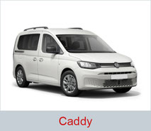Rollstuhlgerechter Volkswagen Caddy in der Farbe weiß.