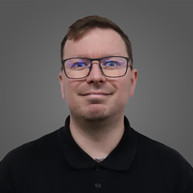 Porträt von Tobias Dotzel Vermietung Verkauf Caravan von Beständig Campers 