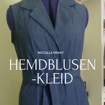 blaues Hemdblusenkleid