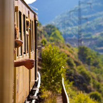 日本人ガイド　ピレネー山脈プティトランジョーヌ山岳列車