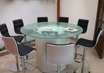Runder Tisch mit Glasplatte