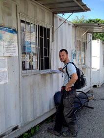 Customs trailer exiting Ecuador