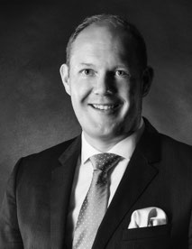 English wedding ceremonies Frankfurt, Heidelberg Bayern, Munich, Speaker Officiant Theologian Thomas Hoffmann, Professional Deluxe Experienced prestigious