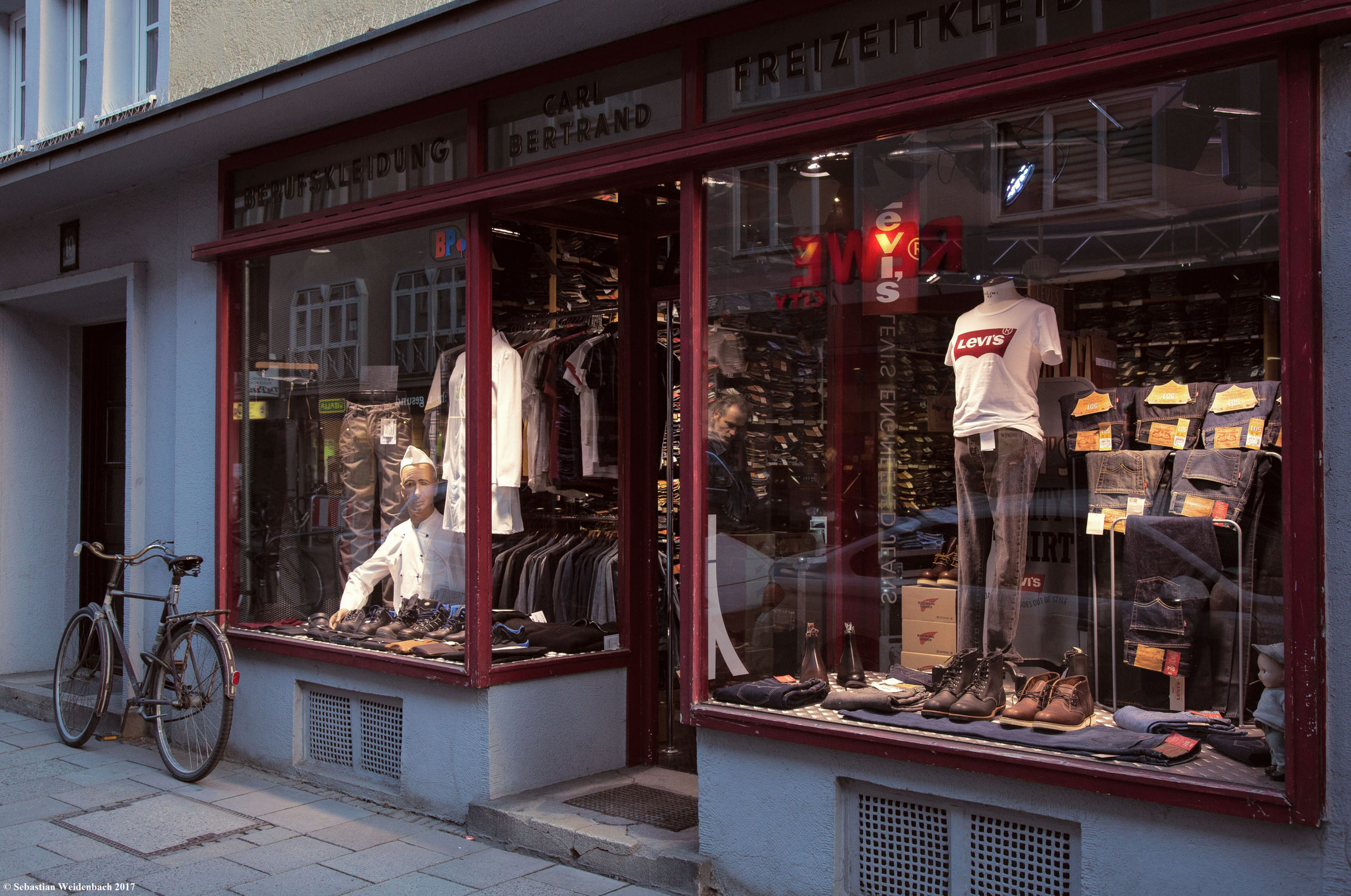 Levi’s® - bertrand-berufskleidung münchen