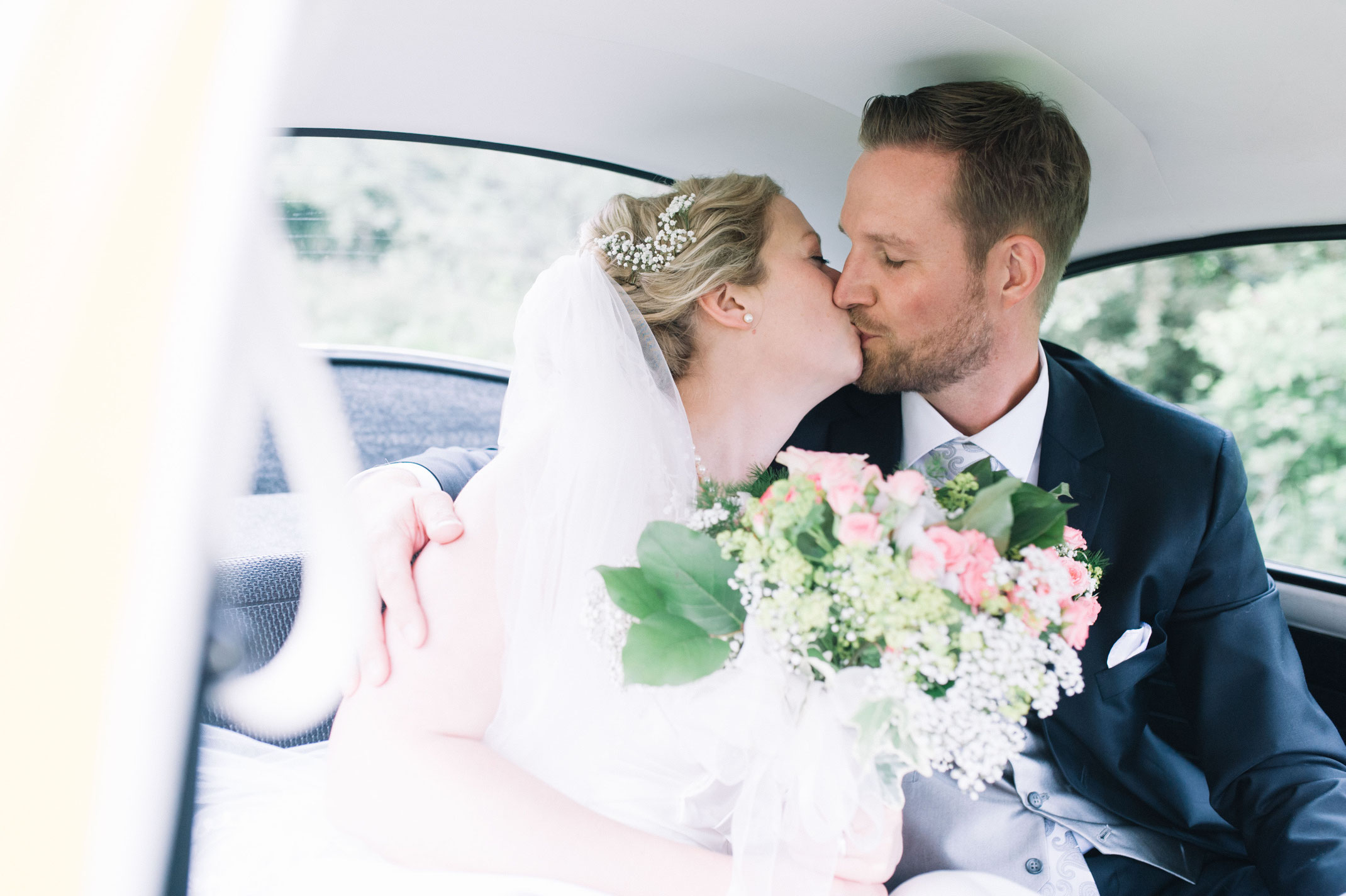 Hochzeitsfotografie Und Photobooth Aus Koln Liebbild