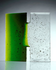 Artifical Satellite I. | kiln cast, polished glass | 20 x 19 x 6 cm | 2002 | ●