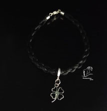 Pferdehaararmba<nd mit einem Kleeblatt Anhänger / Charm aus 925 er Silber