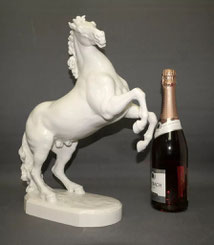 Hutschenreuther Prof. Paul Scheurich "Steigender Hengst" H. 40,5 cm, € 525,00