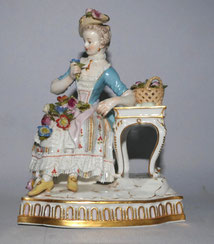Meissen Porzellanfigur "Der Geruch" Serie Fünf Sinne Knaufschwerter H. 14,5 cm, € 760,00