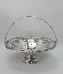 Fußschale mit Henkel 800er Silber Gebrüder Delheid Brüssel Belgien Ø 22,5 cm