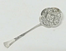 Jugendstil Gebäckheber, fein zisiliert, Leumann, 800er Silber, 19,0 cm