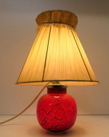 WMF Ikora Tischlampe, gelb-rot marmoriert 2-Flammig H. 43,0 cm Ø 15,0 cm, € 380,00