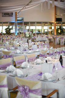 Gedeckte Hochzeitstafel im MAGNA RACINO